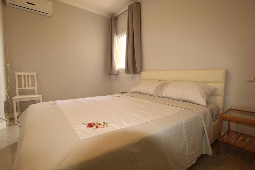 Royal Aparatment On The Sea , Blvd Nitza 34 Netanja Exterior foto